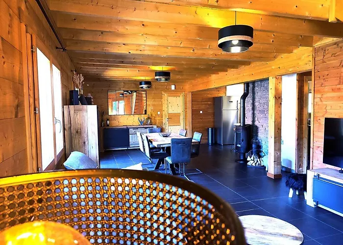 샬레 ⁂⁂ Le Nid De Pierre & Julie Cledicihome 2 Pas Du Centre / & Terasse Amenagee ⁂⁂ *